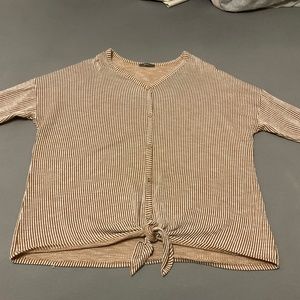 Gyft: Women’s sz 18 Tied Top